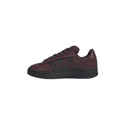 Afbeelding van Adidas grand court alpha 00s in de kleur rood.