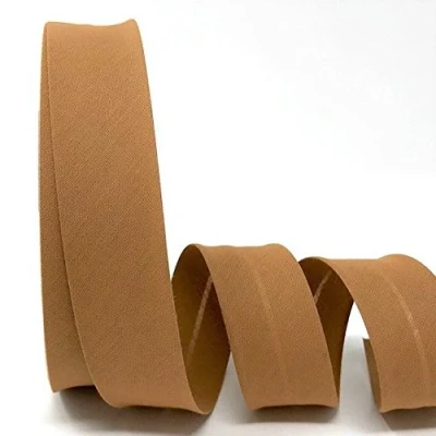Afbeelding van Byetsa Caramel 30mm Polycotton Biaisband op een rol van 25m