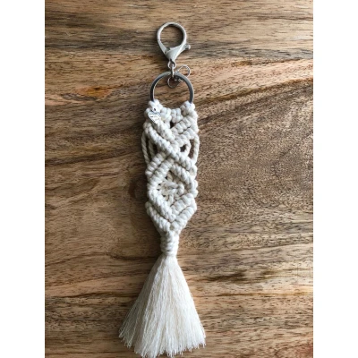 Afbeelding van sleutelhanger design, macrame sleutelhanger, geknoopte 057 ecru