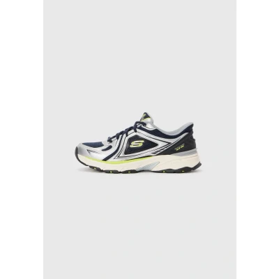 Afbeelding van Skechers Hands Free Slip Ins Stamina Sport heren sneaker Zilver Maat 44