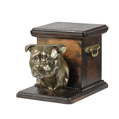Afbeelding van Art Dog Handgemaakte Aangepaste Hondenherdenkingsurn Koudgegoten Bronzen Hondenkop op Berkenbasis Gepersonaliseerde Hondencrematiedoos 19x31x22cm Staffordshire bulterriër