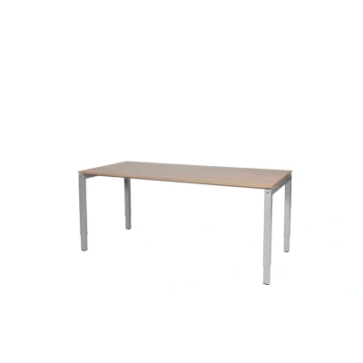 Afbeelding van Cubeo 4 poot bureau, zit/zit hoogte verstelbaar (62 85cm) dmv slinger met 180x80cm havana/ kersen licht 25mm blad en aluminium (RAL9006) frame