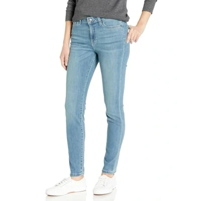 Afbeelding van Amazon Essentials Skinny jeans voor dames, lichte wassing, 18 kort