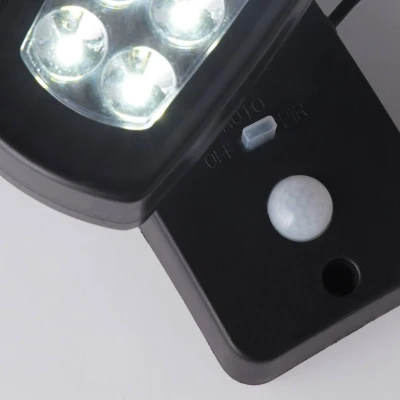 Afbeelding van Searchlight Wandlamp Solar met los zonnepaneeltje 67423BK PIR