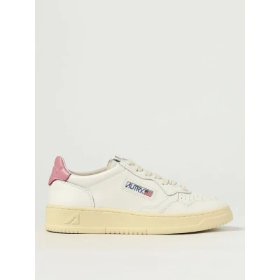 Afbeelding van Fashionable Low Top Lace Up Sneakers for Versatile Style and