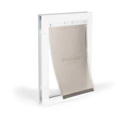 Afbeelding van PetSafe aluminium hondenklep en kattenklep, flexibele klep frame, magneetsluiting beperkt tocht, 2 sluitopties, incl. sluitplaat, huisdieren tot 18 kg, maat M
