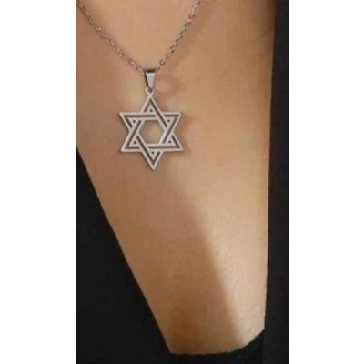 Afbeelding van Ketting met hanger davidster zilverkleur.