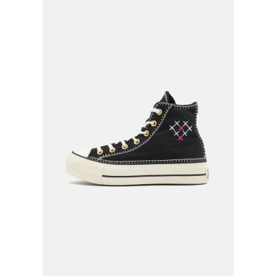 Afbeelding van Converse Chuck Taylor ALL STAR LIFT Crafted Stitching Platform Sneakers hoog, Dames, Maat: 37.5, Black/egret/gold Textiel