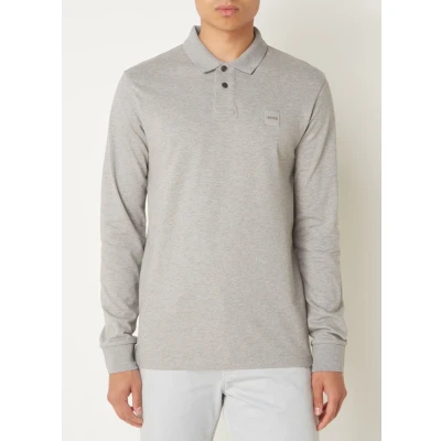 Afbeelding van HUGO BOSS heren Passerby slim fit polo van piqué katoen met logo in de kleur Grijsmele, maat: M