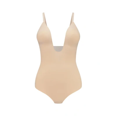 Afbeelding van Bye Bra Sculpting Bodysuit Diepe V String Beige S