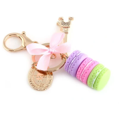 Afbeelding van Macaron sleutelhanger van legering, schattige kleurrijke macaron, Eiffeltoren hanger, auto, decoratie voor thuis, kinderen, Kerstmis (13 x 5 4 cm, paars)