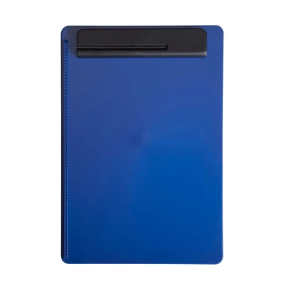 Afbeelding van MAUL MAULgo klembord in A4 formaat, moderne schrijfmap met houder voor pennen en balpennen, ideaal dagelijks gebruik op kantoor universiteit, blauw/zwart