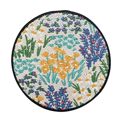 Afbeelding van Finally Home Ronde bloemenweide patch om op te strijken, kleurrijke bloemenpatches, bloemenstrijkplaatje, hippie patches