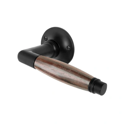 Afbeelding van Deurklink Retro palissander geveerd met rond rozet in mat zwart