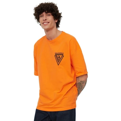 Afbeelding van Trendyol TMNSS20TS1102 Volwassenen Mannen T shirt single Grijs L