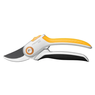 Afbeelding van Plus metalen snoeischaar bypass P531 Fiskars
