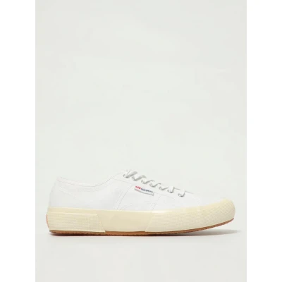 Afbeelding van Classic Lace Up Sneakers with Durable Rubber Sole and Canvas Upper