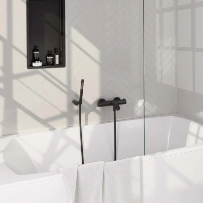 Afbeelding van Brauer Black carving Badkraan opbouw douchegarnituur 2 functies knoppen handdouche Staaf 1 stand mat zwart