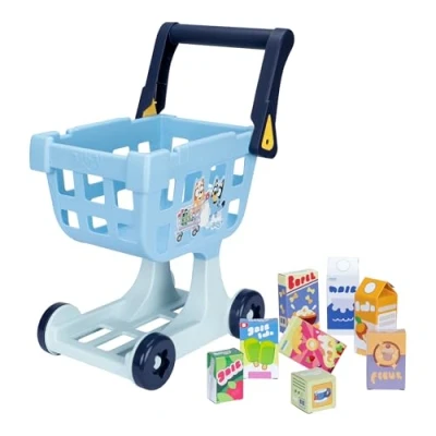 Afbeelding van Bluey De boodschappentrolley met vrijlopende wielen en draaibare handgreep. ideale maat voor peuters, staat op 19,3 inch hoog, 8 kleurrijke kartonnen winkelartikelen zijn inbegrepen bij deze
