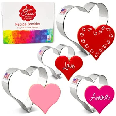 Afbeelding van Ann Clark Cookie Cutters 4 delige Hart Koekjesvormset met Receptenboek, 7 cm, 8,3 9,5 10,2 cm