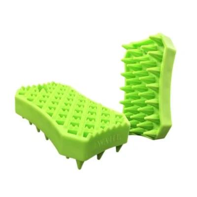Afbeelding van Moser Sheddy Universele Rubberen Borstel Hondenvachtverzorging 35x70x115 mm Groen Grijs