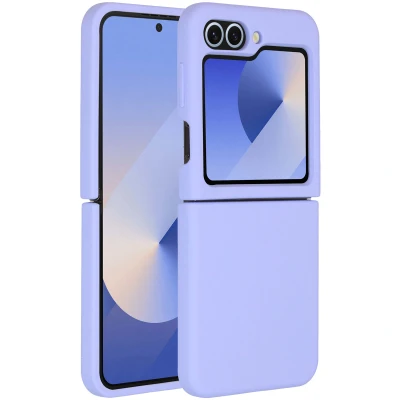Afbeelding van Samsung Galaxy Z Flip 6 Hoesje Siliconen en TPU (zacht) Accezz Softcase/Backcover Paars Telefoonhoesje