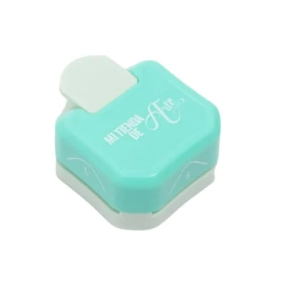 Afbeelding van Craftelier 3 in 1 hoekperforator met hefboomdruk voor het maken van rondingen maten (4, 7 en 10 mm) op papier, karton fotopapier, speciaal scrapbooking