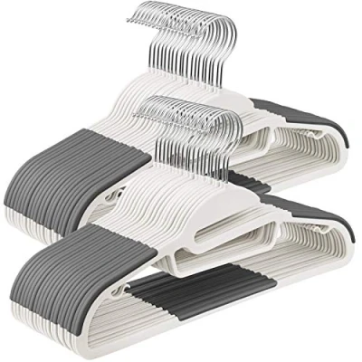 Afbeelding van SONGMICS Plastic kleerhanger, set van 50, kleerhanger met U vormige opening, antislip, ruimtebesparend, 0,5 cm dik, 41,5 breed, 360 draaibare haak, wit donkergrijs CRP041W04