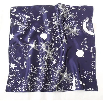 Afbeelding van Kleine Dames Sjaal Zijden Bandana Donkerblauw Nightsky