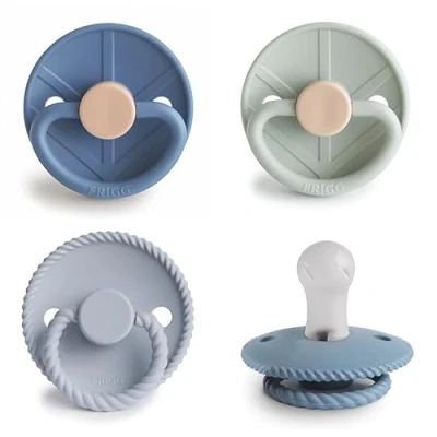 Afbeelding van FRIGG Multipack fopspeen van siliconen, 4 stuks, gemaakt in Denemarken, symmetrische speen kersenvorm, (Skyline Serenity, maat 1 (0 6 maanden)