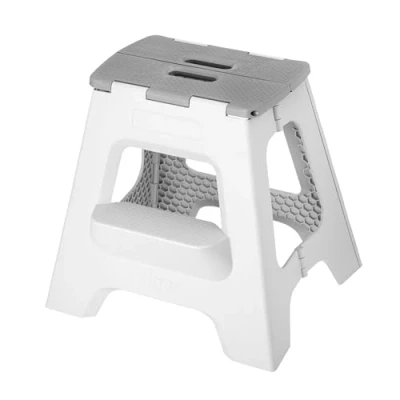 Afbeelding van VIGAR Opvouwbaar krukje Compact model Hoogte 40 cm 80% gerecycled kunststof Keuken, badkamer en camping Dubbele opstap Grijs