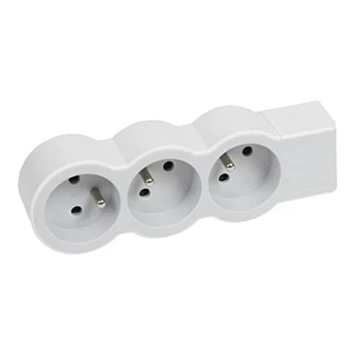 Afbeelding van LEGRAND Extra platte stekkerdoos met kabel 3 stopcontacten aarde geleverd zonder snoer/zonder stekker wit en lichtgrijs