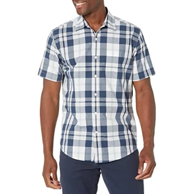Afbeelding van Amazon Essentials Men&#039;s Poplin overhemd met normale pasvorm en korte mouwen, Marineblauw Wit Grote ruiten, S