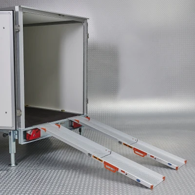 Afbeelding van Datona Brede Oprijplaat Uitschuifbaar 180 Cm 2 Stuks (180 x 27x 6 cm)