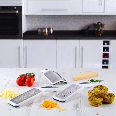 Afbeelding van Zyliss keuken rasp Premium kaasrasp chocolade Grof Wit