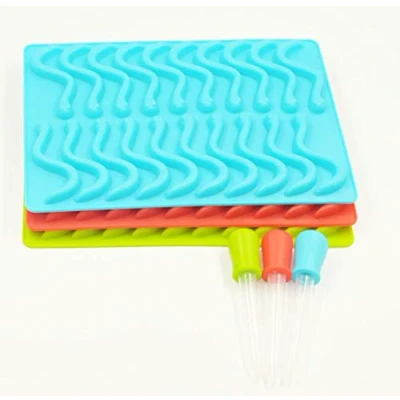 Afbeelding van Selecto Bake Worm Silicone Mould 20 Holtes 1 willekeurig,maken van snoep, chocolade, fondants, gelei en andere zoete lekkernijen.