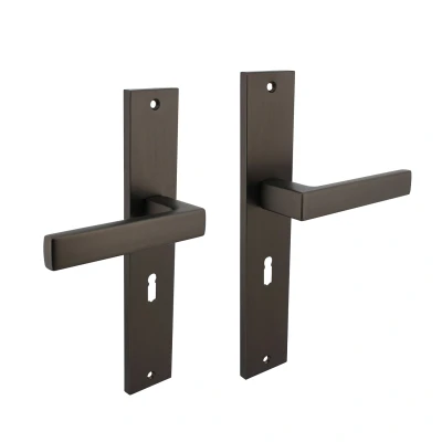 Afbeelding van Deurklink Hera op rechthoekig schild sleutelgat 56mm antracietgrijs.
