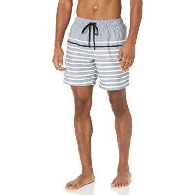 Afbeelding van Amazon Essentials Men&#039;s Sneldrogende zwembroek met binnenbeenlengte van 18 cm, Zwart Houtskoolzwart Smalle streep, M