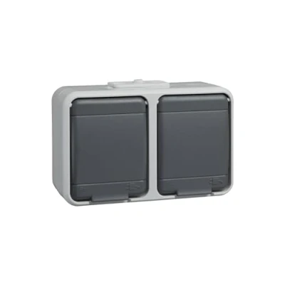 Afbeelding van Schneider Electric Elso 445409 AquaTop Contactdoos, opbouw, 2 voudig, met klapdeksel, IP44, geaard stopcontact, vochtige ruimtes, 16 A horizontaal, licht/basaltgrijs