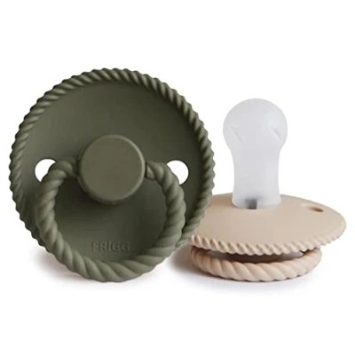 Afbeelding van FRIGG Rope Siliconen fopspeen 2 stuks symmetrische zuiger in kersenvorm BPA vrij Gemaakt Denemarken Silicone (maat 1 (0 6 maanden), croissant/olijf)