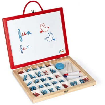 Afbeelding van Janod School/magneetbordkoffer 4 in 1 kleine letters leren