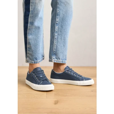 Afbeelding van Geox Emmeleny Sneakers laag, Dames, Maat: 35, Navy Kunststof/ textiel