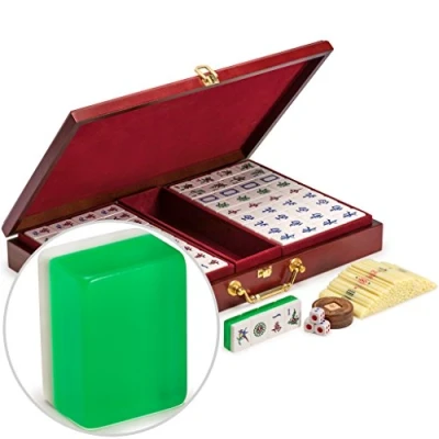 Afbeelding van Yellow Mountain Imports Klassieke Chinese Mahjong spelset smaragd met 148 doorschijnende groene tegels en houten kist