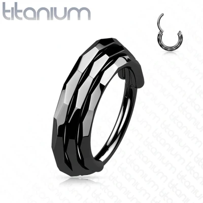 Afbeelding van Piercing ringetje titanium Triple Lined Faceted zwart