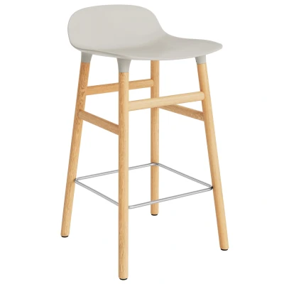 Afbeelding van Normann Copenhagen Form Barstool Barkruk 65cm Met Eiken Onderstel Licht Grijs