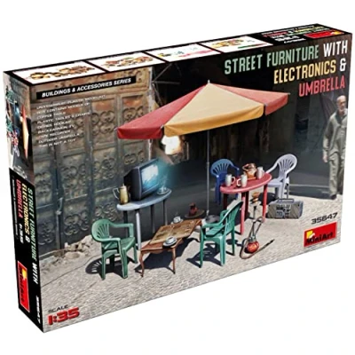 Afbeelding van 1:35 MiniArt 35639 Street Accessoires with Lamps &amp; Clocks Plastic Modelbouwpakket