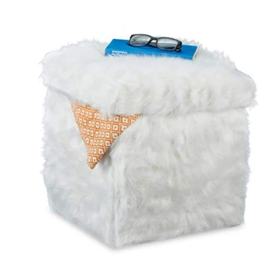 Afbeelding van Relaxdays poef vacht, gepolsterd, opvouwbaar, plusche, met opbergruimte, 40 l, zitkist HxBxD: 39x38x38 cm, wit