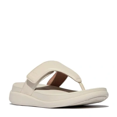 Afbeelding van FitFlop F Mode Go Adjustable Flatform Toe Post Sandals Vrouwen Paris Beige