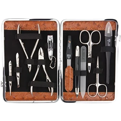 Afbeelding van DREI SCHWERTER Germany Fano manicureset met nagelschaar, nageltang en nog veel meer 11 delig in stevig frame etui cognac/struisvogel imitatie