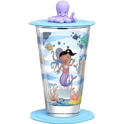 Afbeelding van LEONARDO Bambini Avventura 023675 Kinderglas met deksel en onderzetter, drinkglas motief van hoogwaardig glas, maat L, inhoud 300 ml, vaatwasmachinebestendig, 3 delige set zeemotief